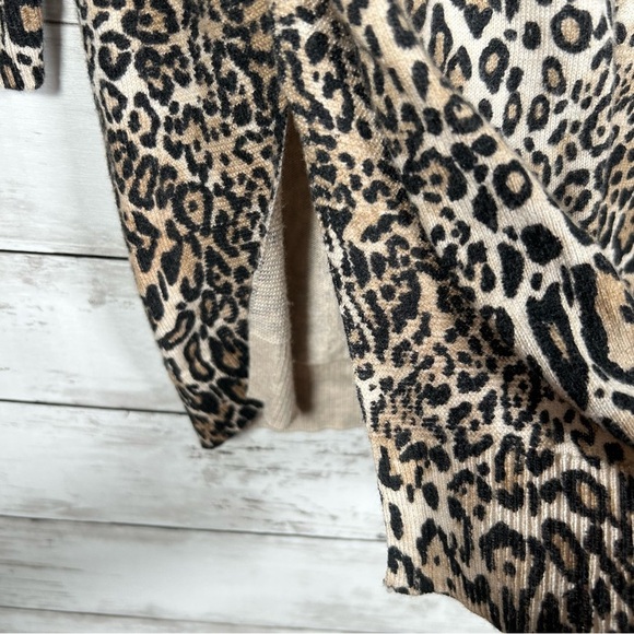 Chico's Leopard Animal Print Long Open Front Cardigan Sweater Size 3 XL - Picture 7 of 9